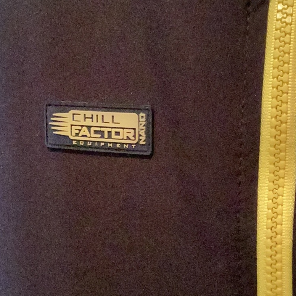 Chill Factor Performance Jacket - Picture 8 of 8
